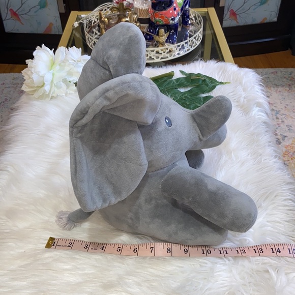 Flappy Ears Animated Elephant - Picture 9 of 17